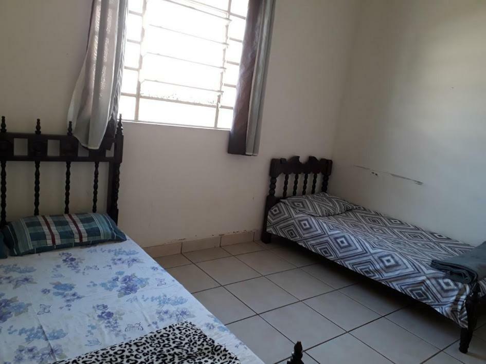 Hotel Econômico Franca Habitación foto